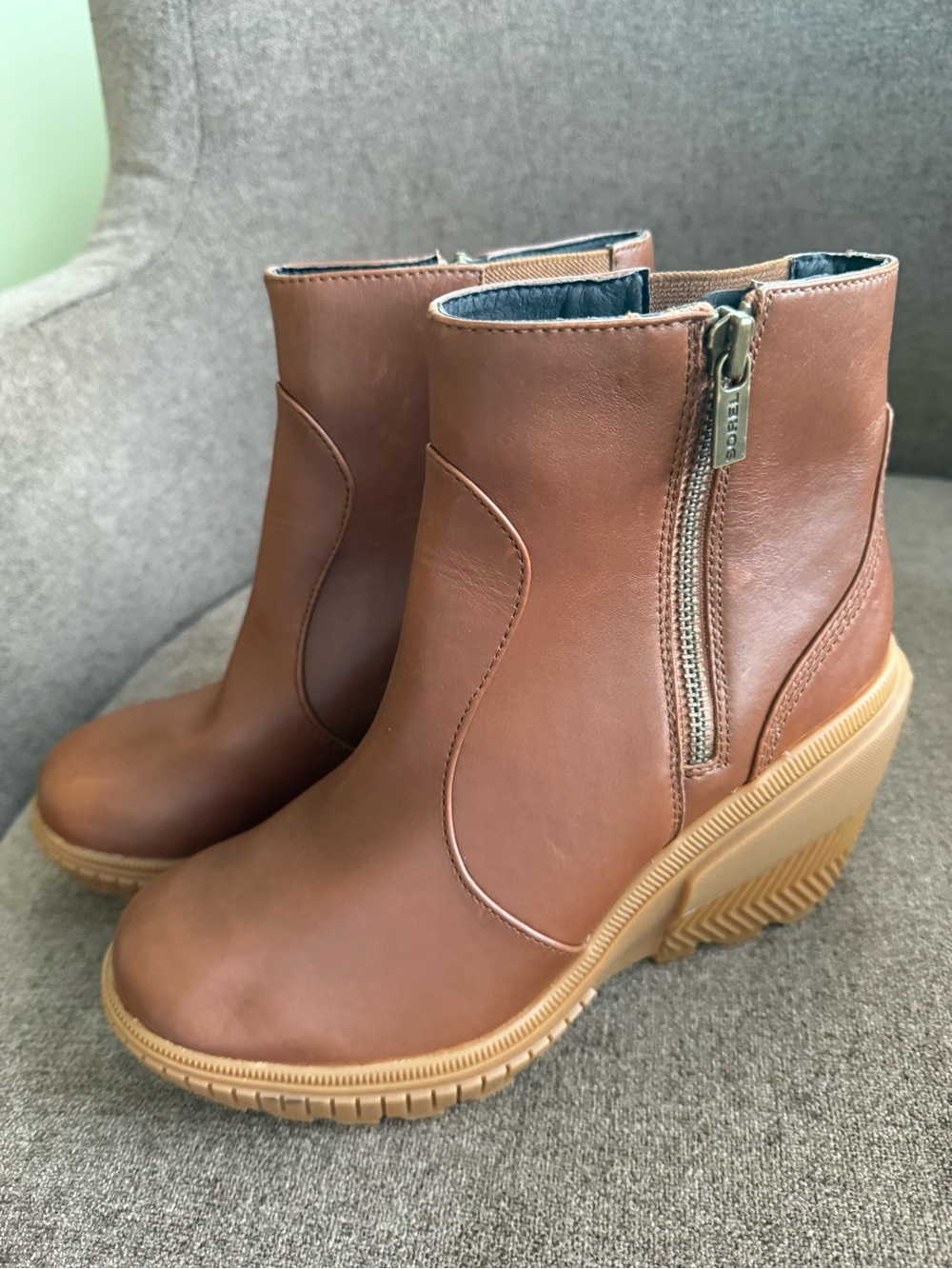Sorel Women's Chestnut Brown Wedge Ankle Booties with Side Zip